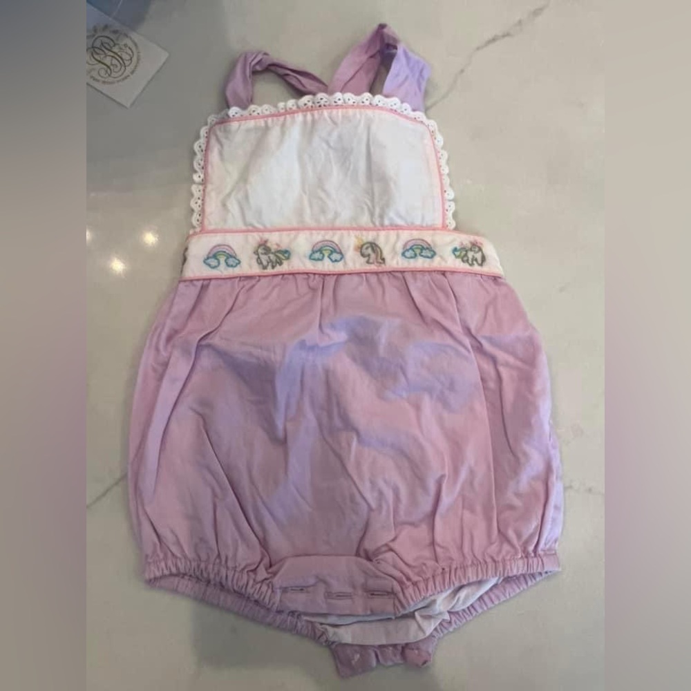 Christian Elizabeth 
6m VGUC $34 💕 
PF doodle friendly